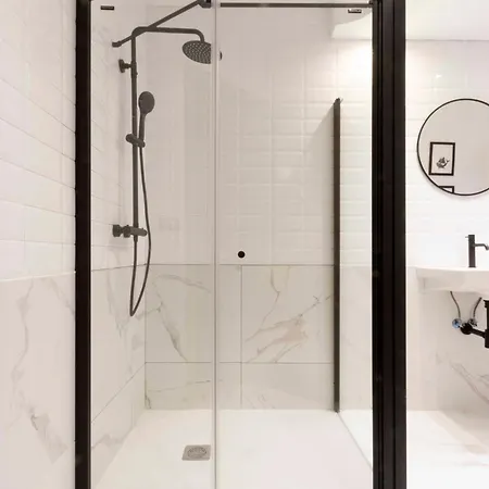 The Collection - Easo * Σαν Σεμπαστιάν